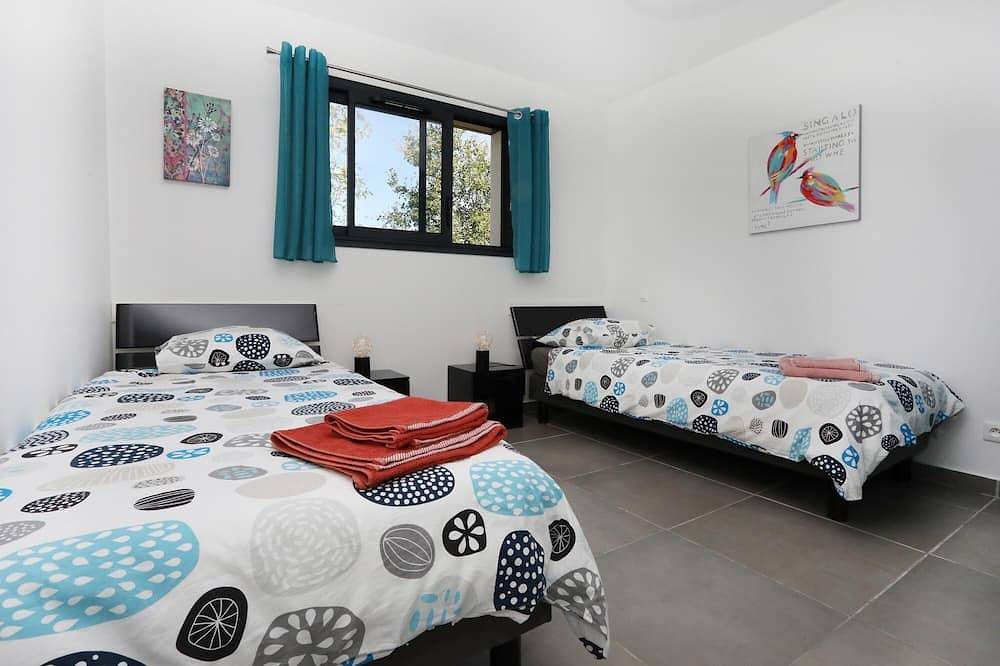 Villa \"La Via Verde\" – Calme, Piscine Privée Chauffée & Accès Voie Verte in Ruoms, Ardèche