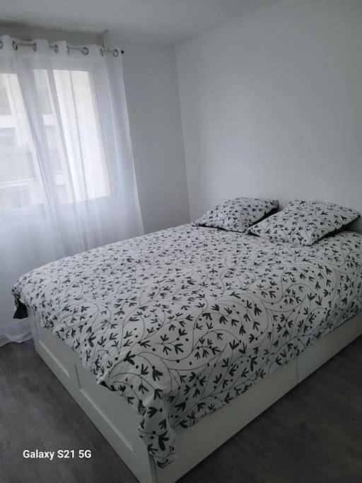 Gîte pour 6 personnes, avec balcon et vue dans La Plaine Saint-Denis - 4