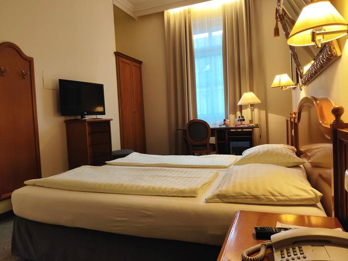 Doppelzimmer Classic klein / Economy in Villach, Klagenfurt-Villach