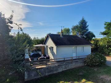Gîte pour 5 personnes, avec terrasse et jardin à La Lucerne-d'Outremer