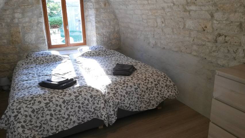 Gîte pour 4 personnes, avec Piscine à Montaigu-de-Quercy - 4