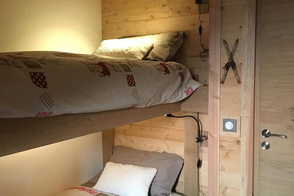 Chalet de standing Guzet Neige face aux pistes in Guzet-Neige, Ustou
