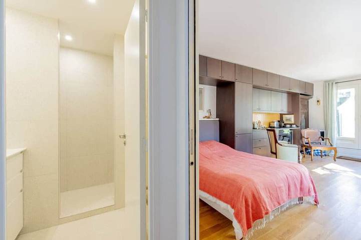 Appartement entier, Close to the Castle• Soothing and calm garden view in Versailles, Yvelines