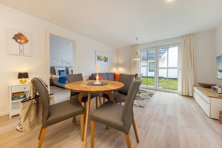 Ganze Wohnung, Moderne Suite "Lycka" (schwedisch für Glück) in Zingst. in Zingst, Fischland - Darß - Zingst