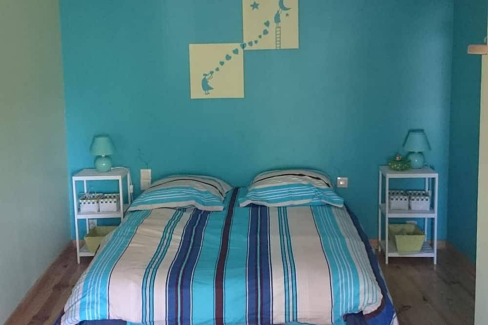 Maison  dans les vignes, 6/8 pers, piscine privative chauffée wifi, 02h00 Paris in Crézancy-en-Sancerre, Région de Bourges