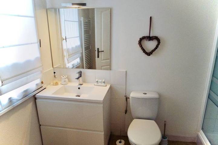 Gîte pour 4 personnes, avec Piscine à Asnières-sur-Vègre - 4