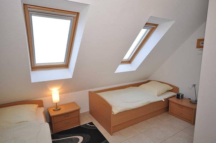 Ferienhaus für 4 Personen, mit Garten und Pool in Ostfriesland - 3