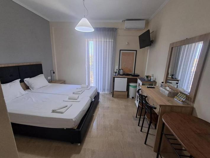 Apartahotel para 2 personas, con jardín y vistas en Corfú