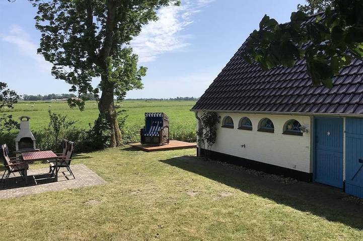 Ferienhaus für 6 Personen, mit Terrasse und Garten