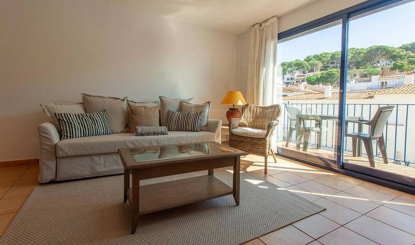 Ferienwohnung für 8 Personen, mit Meerblick und Balkon sowie Terrasse in Tamariu - 4