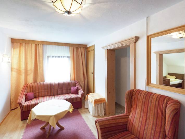 Ferienwohnung für 4 Personen, mit Balkon und Terrasse in Sölden (Österreich)