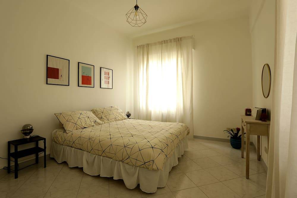 Apartamento entero, Casa dell'Opera The spacious apartment features 2 bedrooms in Pésaro, Valle del Metauro