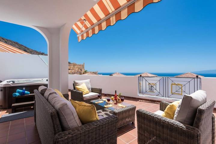 Villa für 6 Personen, mit Garten und Balkon sowie Pool und Whirlpool in Adeje - 2