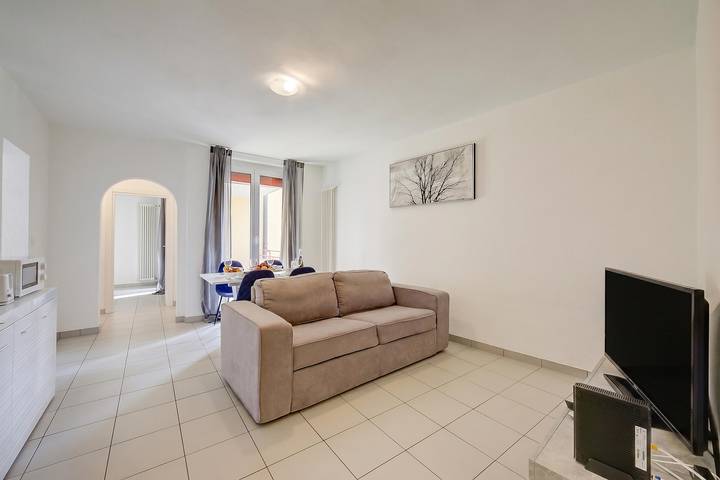 Apartamento entero, Casa Glicine - Studio with Terrace in Lugano, Lago de Lugano