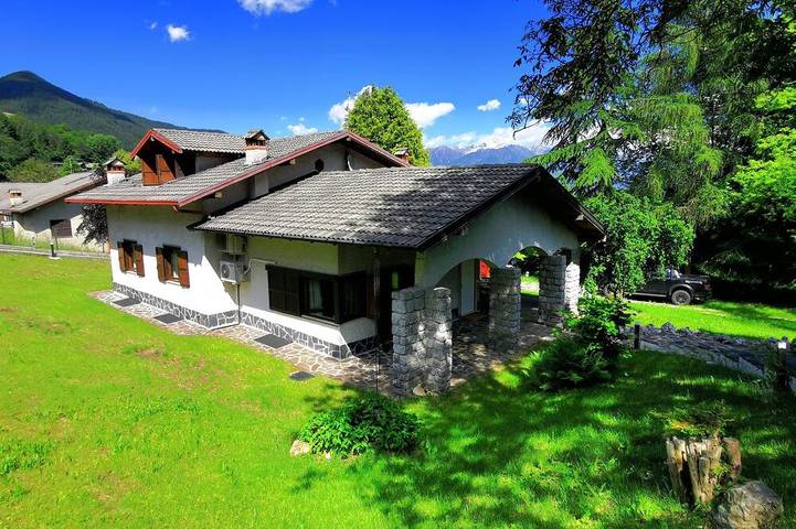 Chalet für 6 Personen, mit Balkon und Garten