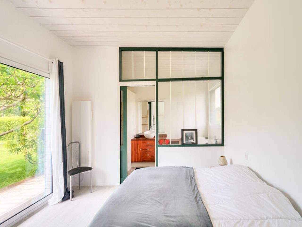 Apartamento entero, Apartamento en Combrit con jacuzzi y jardín in Combrit, Region de Quimper