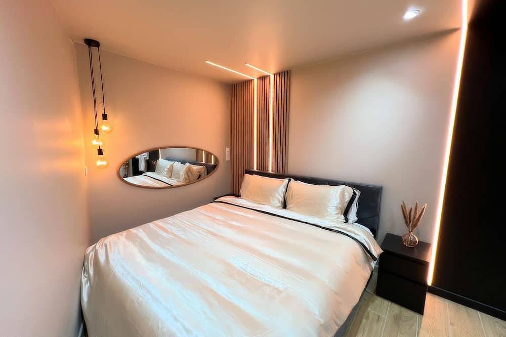 La Bulle d'Amour - Luxury suite & Spa in La Roche-sur-Yon, Loire Valley