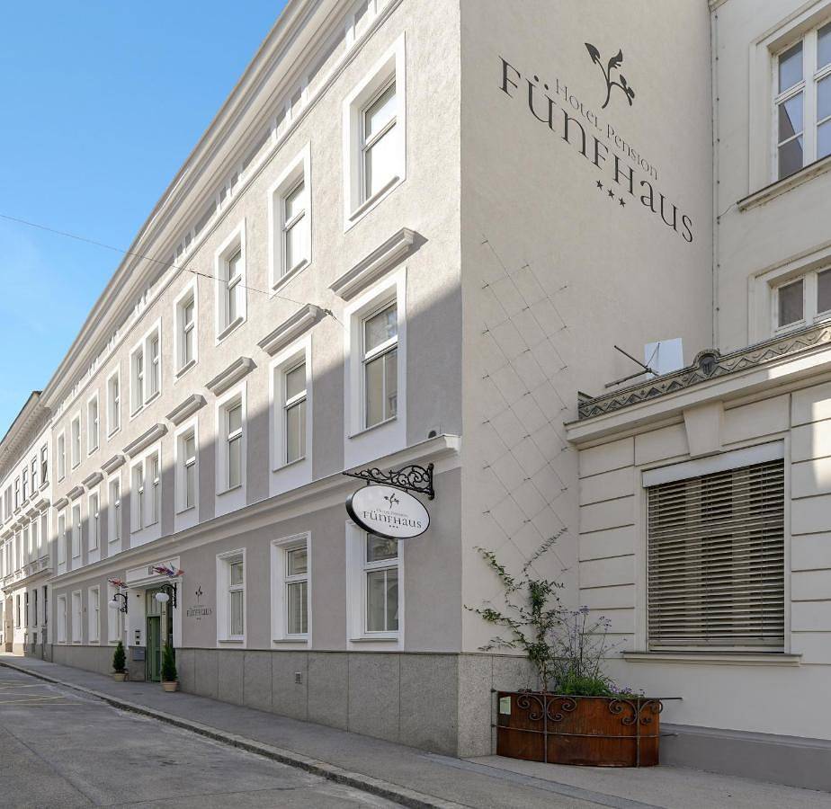 Hotel-Pension Fünfhaus in Wien, Donau Niederösterreich