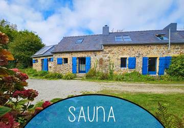 Gîte pour 7 personnes, avec vue ainsi que sauna et jardin à Lanvéoc