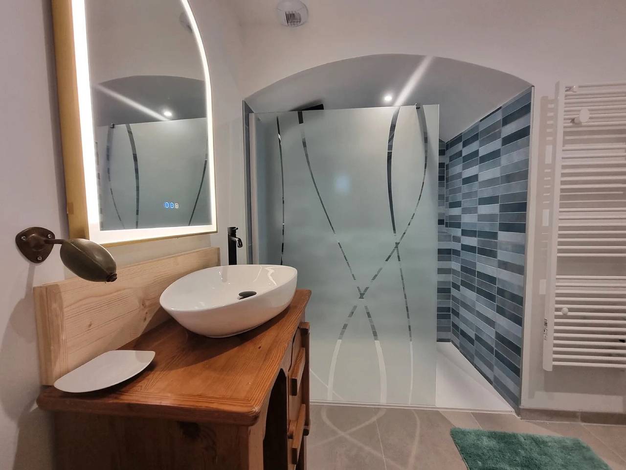 Maison de Vacances 'L'Ecole Buissonnière De Mazalibrand' in Mazet-Saint-Voy, Massif central