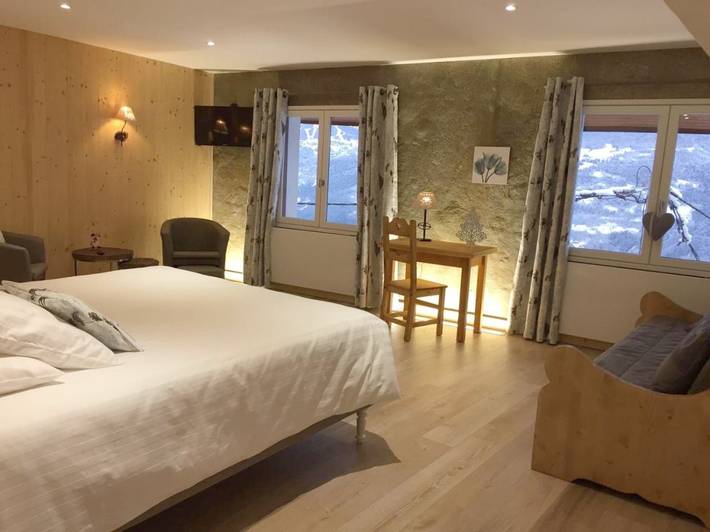 Chambre d’hôte pour 2 personnes, avec balcon