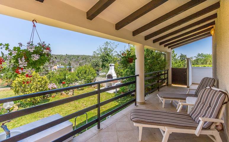 Ferienwohnung für 6 Personen, mit Terrasse und Garten, mit Haustier in Banjole