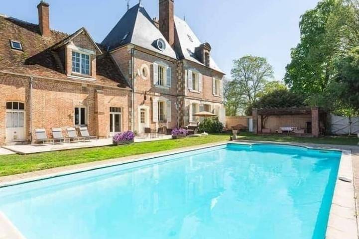 Villa pour 15 personnes, avec Piscine