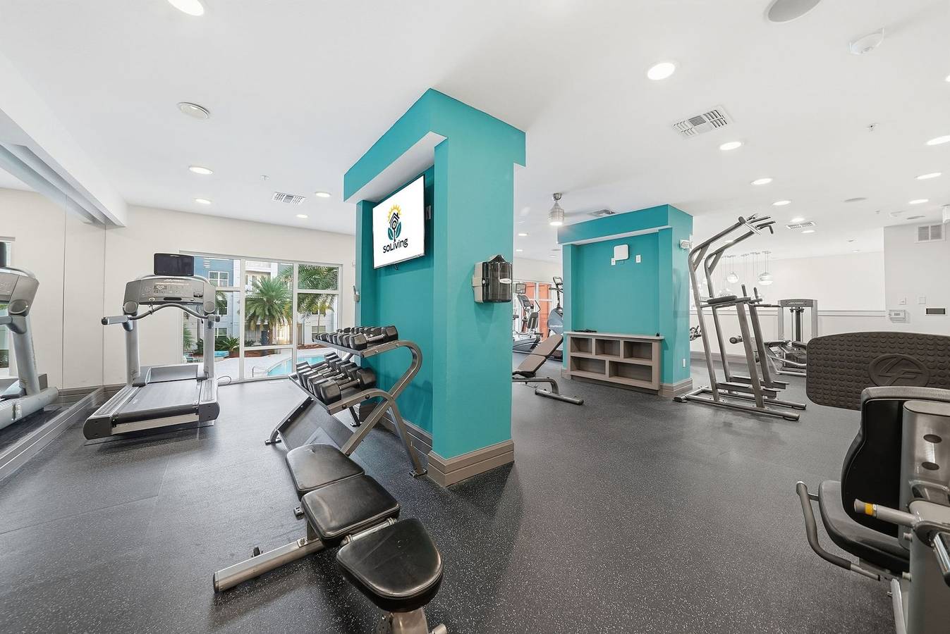 Apartamento entero, Modern 2Br w/ Pool + Pet-Friendly | Unit #22 in South Tampa, Tampa