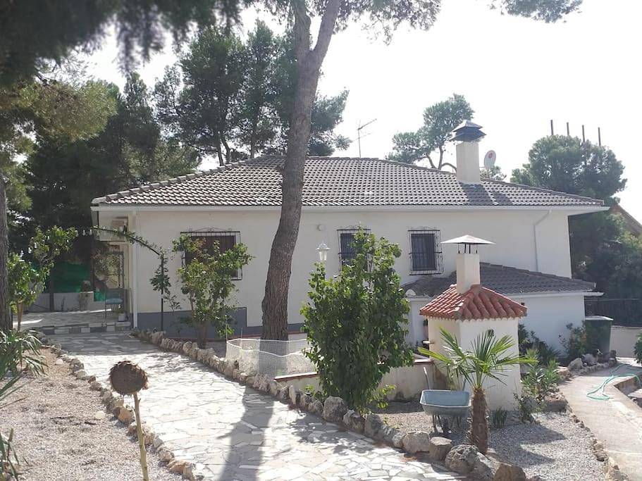 Villa Carmeryl in Baza, Granada Province