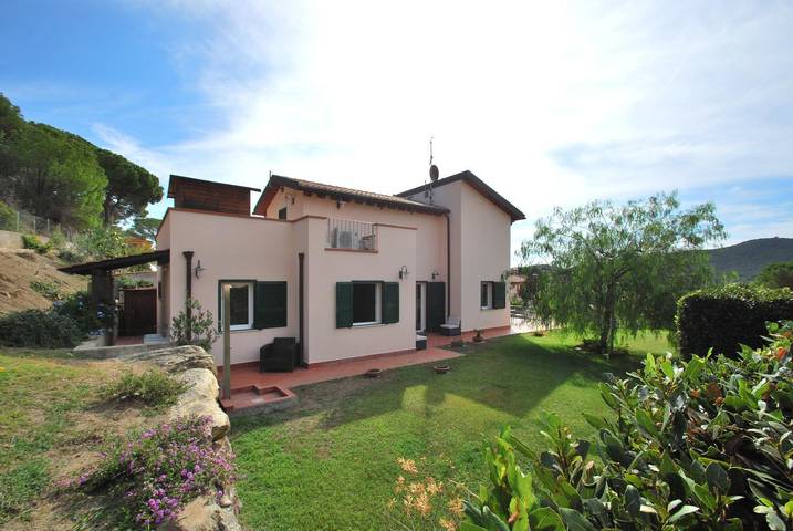 Ferienhaus für 7 Personen, mit Garten in Marina di Campo