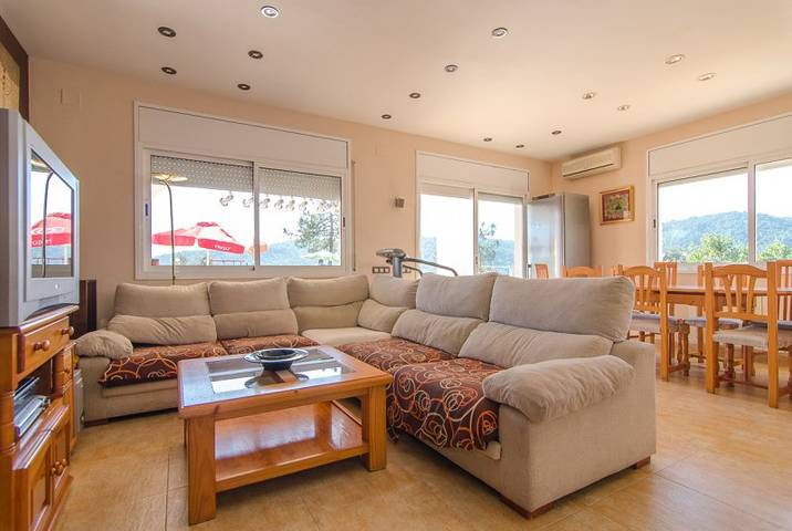 Casa rural para 12 personas, con Terraza y Jardín en Lloret de Mar - 4