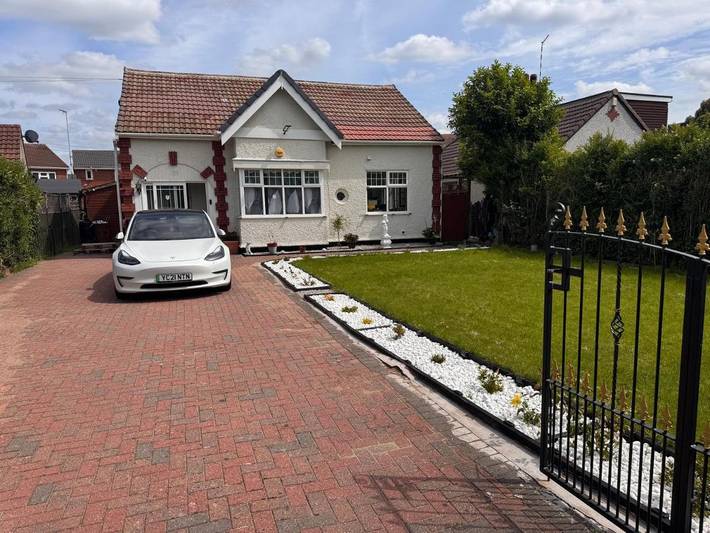 Bed and breakfast for 4 people, with Garden in Coventry