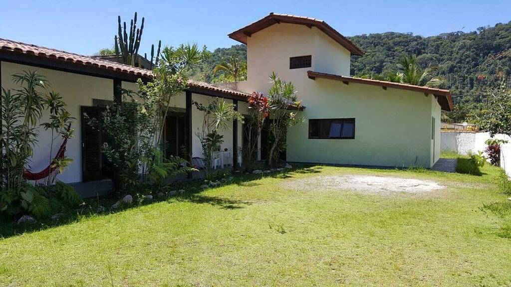 Mieten Sie für Neujahrshaus mit 5 Suiten in Guarujá, Baixada Santista