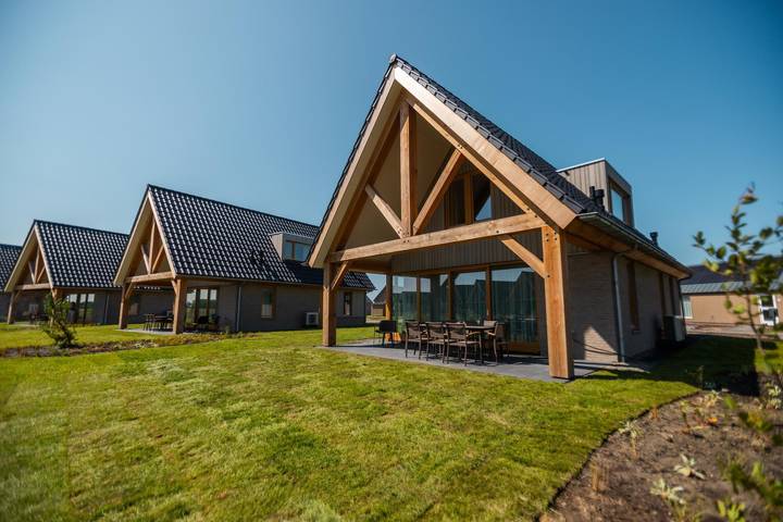 Huisje aan zee voor 8 personen, met Terras in Cadzand