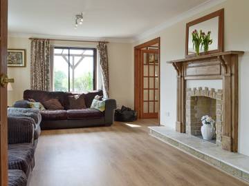 Cottage for 8 People in Powys, Mid-Wales, Photo 1