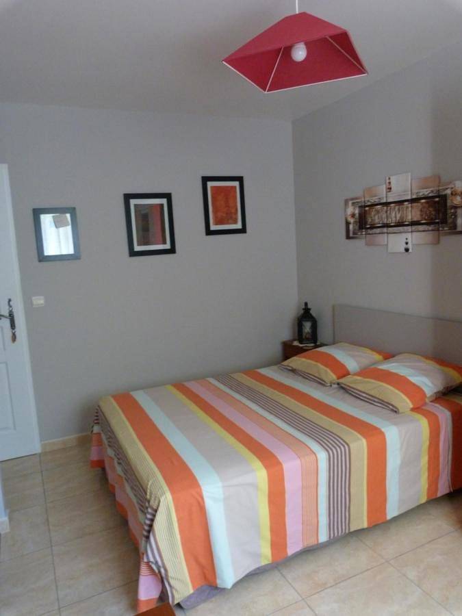 Location de vacances pour 4 personnes, avec jardin ainsi que jacuzzi et piscine à Roujan - 3