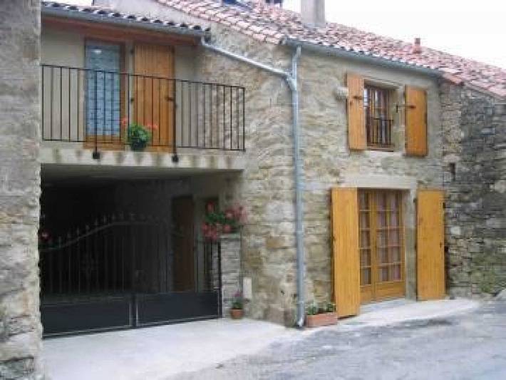 Gîte pour 4 personnes, avec terrasse à Dio-et-Valquières - 2