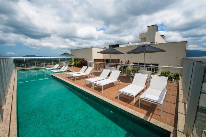 Pousadas para 10 pessoas, com terraço e sauna em Itaguaí