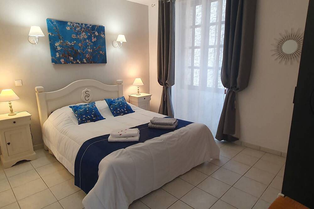Geheel appartement, Apartment in the historic center of Ruoms in Ruoms, Ardèche