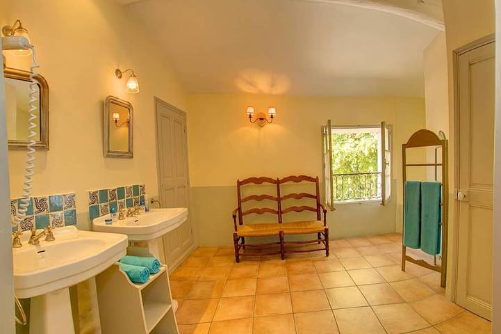 Mas St Siffrein - Trois Chambres Villa, Couchages 6 in Caromb, Parc naturel régional du Mont-Ventoux