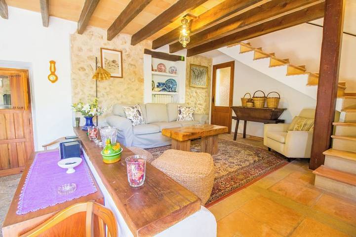 Espectacular villa mediterranea con piscina privada, A/C y WIFI in Campanet, Interior de Mallorca