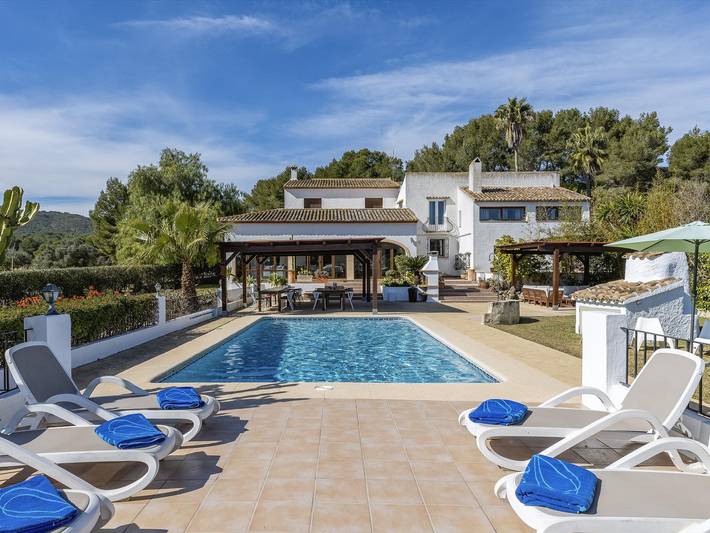 Chalet para 26 personas, con jardín y balcón en Provincia de Alicante