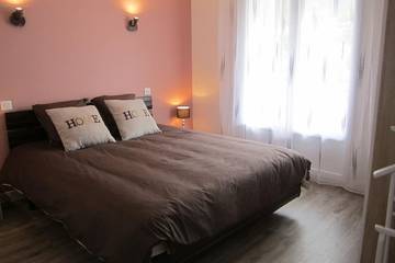 Gîte pour 4 Personnes dans Vic-sur-Cère, Massif central, Photo 2