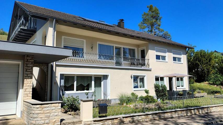 Ferienwohnung für 4 Personen, mit Terrasse und Garten in Titting