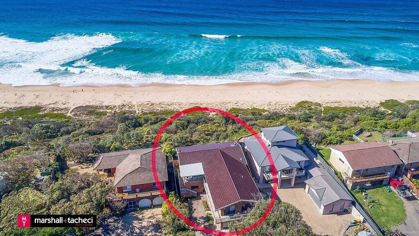 Holiday home for 12 people, with garden and balcony in Bermagui