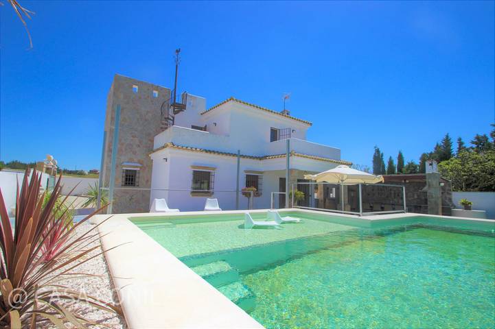 Holiday home for 6 people with garden in Conil de la Frontera, Costa de la Luz