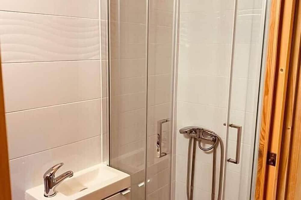 Villelay - Haus 4 mit zwei Schlafzimmern, Bad und Küchenzeile und Klimaanlage. in Canidelo, Porto Distrikt