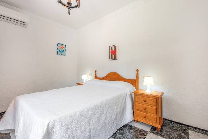 Maison rurale 'Cortijo El Marqués' avec vue montagne, Wi-Fi et climatisation in Villanueva de Algaidas, Province de Málaga