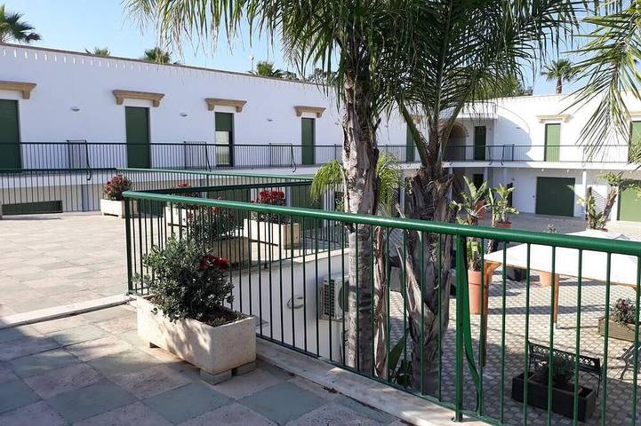 Location de vacances pour 4 personnes, avec jacuzzi et balcon, animaux acceptés à Lido Pizzo
