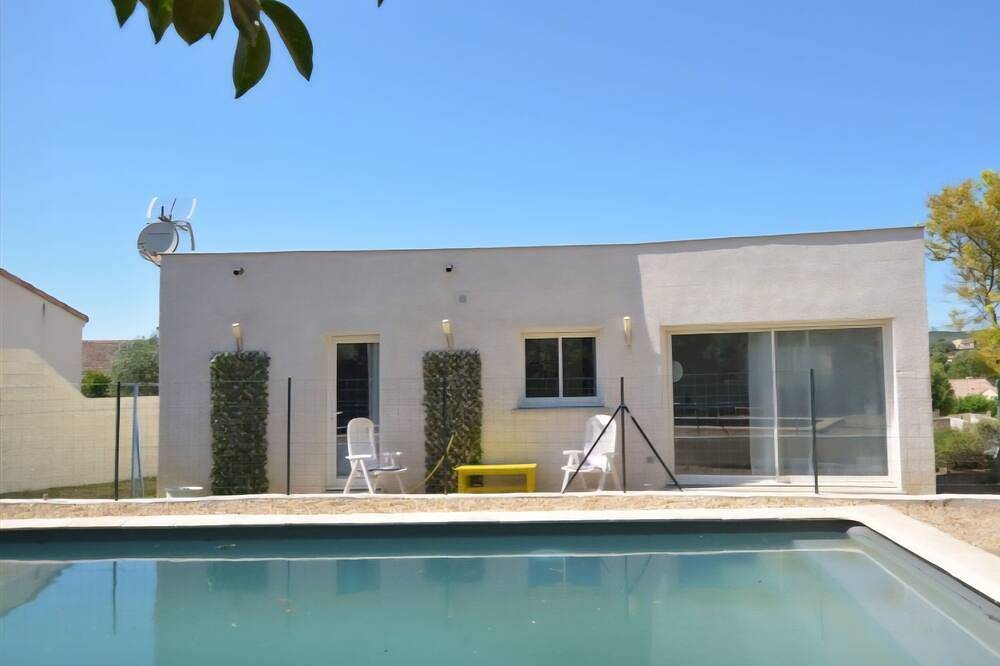Villa alfabeta in Bizanet, Narbonne region